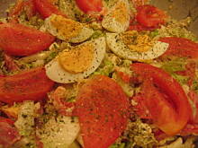 Fot. Wkn, Sałatka z jajek i kapusty pekińskiej