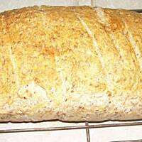 Chleb pszenno - żytni z ziarenkami