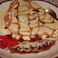 Gruszki ze śliwkami w sosie waniliowym