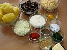 Fot. Ana81, Zapiekanka ziemniaczana z serem i grzybami