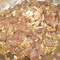 Indyk w sosie sojowo -imbirowym