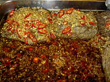 Fot. tineczka, Legawa wołowa marynowana w sosie sojowym i sezamie