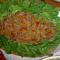 Legawa wołowa marynowana w sosie sojowym i sezamie