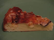 Fot. bunia, Sernik na migdałowych płatkach