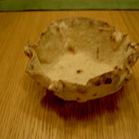 Salatka z gravlax w koszyku