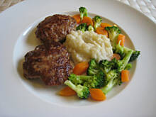 Fot. Malena, Frykadelki z mięsa mielonego i łososia