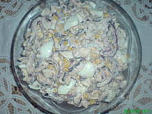 Fot. kuleczka, Salatka z czosnkiem konserwowym