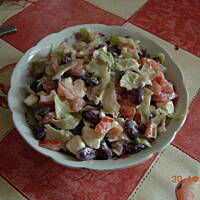 sałatka z fetą i pomidorkiem PYCHA