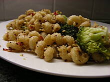 Fot. kiiri, Makaron z orzechami i brokulem