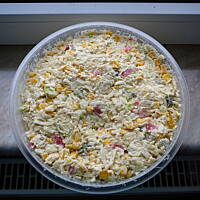 sałatka z zupek chińskich pyszniutka