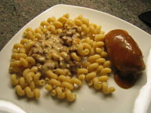 Fot. kiiri, Eleganckie kotlety z bekonem i suszonymi pomidoram