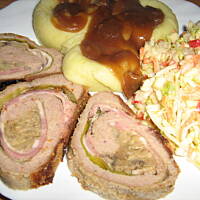 Roladka z mięsa mielonego