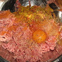 Roladka z mięsa mielonego