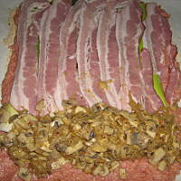 Roladka z mięsa mielonego