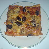 pizza jesienna z oliwkami