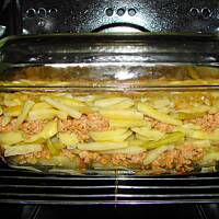 Zapiekanka ziemniaczana z mięsem mielonym i fasolą