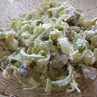 Surówka porowa z jabłkiem