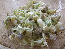 Fot. ilka76, Surówka porowa z jabłkiem