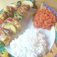 szaszlyki z kurczaka w curry