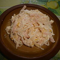 Sałatka zdrowotna z czosnkiem