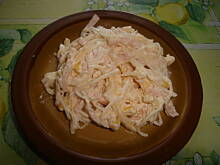 Fot. Bożena.B., Sałatka zdrowotna z czosnkiem