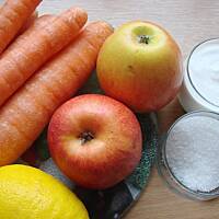 Surówka z marchewki i jabłuszka