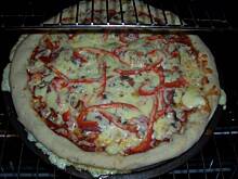 Fot. berenika6, Pizza na ciescie CZOSNKOWYM  lub cebulowym