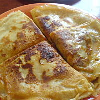 Naleśniki z mięsem i pieczarkami