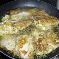 Dorsz w sosie  pieczarkowo-paprykowym  pycha