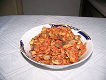 Fot. MonikaK, Śledzie z pieczarkami