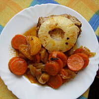 Pieczeń wieprzowa z ananasem