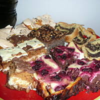 Sernik-brownies z wiśniami