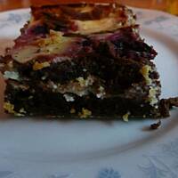 Sernik-brownies z wiśniami