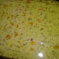 Princeska z brzoskwiniami i śmietaną