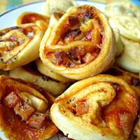 Przekąski z ciasta drożdżowego