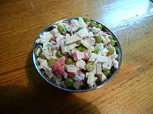 Fot. Olvis, Sałatka Surimi