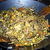 Danie po chińsku z piersią drobiową