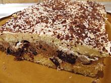 Fot. Jamaica, Biszkopt z nutellą i suszonymi śliwkami