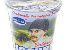 Fot. teekla, Sałatka z kurczaka z sosem czosnkowym