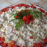 Sałatka z zupek chńskich i tuńczyka