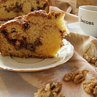 Ciasto z orzechami i cynamonem