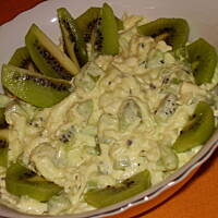 Surówka z selera i kiwi