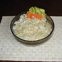 Biała kapusta z ananasem