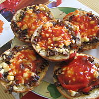 Zapiekanka z leśnymi grzybami