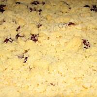 Placek drożdżowy z wiśniami i kruszonką