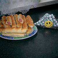 Parówki w cieście drożdżowym