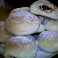 Drożdżowe bułeczki z Różanym nadzieniem