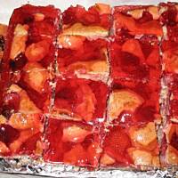 Najprostsze ciasto ucierane z truskawkami