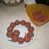 Klopsiki w mocno grzybowym sosie