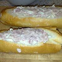 Tosto - grzanki z tuńczykiem